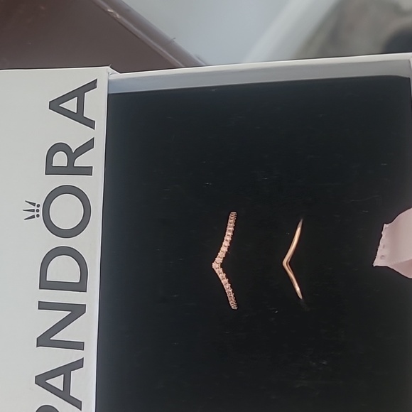 PANDORA rose gold rings - Picture 3 of 4
